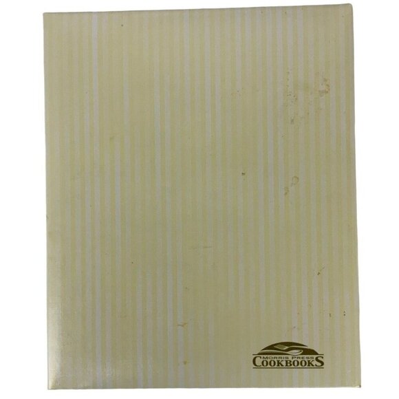 Denton Benefit League Cookbook Deliciously Denton 3 Ring Binder Recipes 2010 - Picture 3 of 15